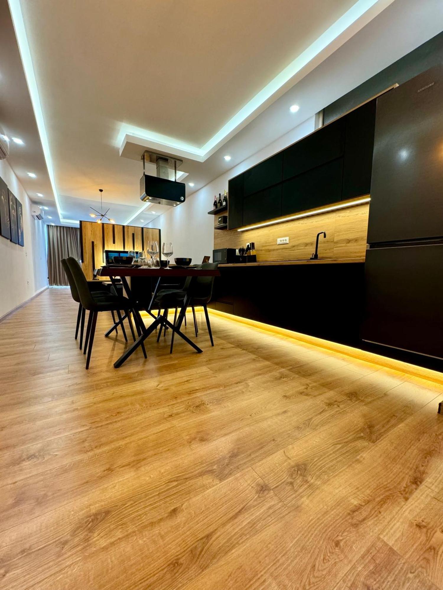 Luxury Central Baba Apartment Шкодер Екстер'єр фото